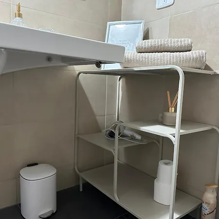 Attico Con Terrazzo Vista Citta